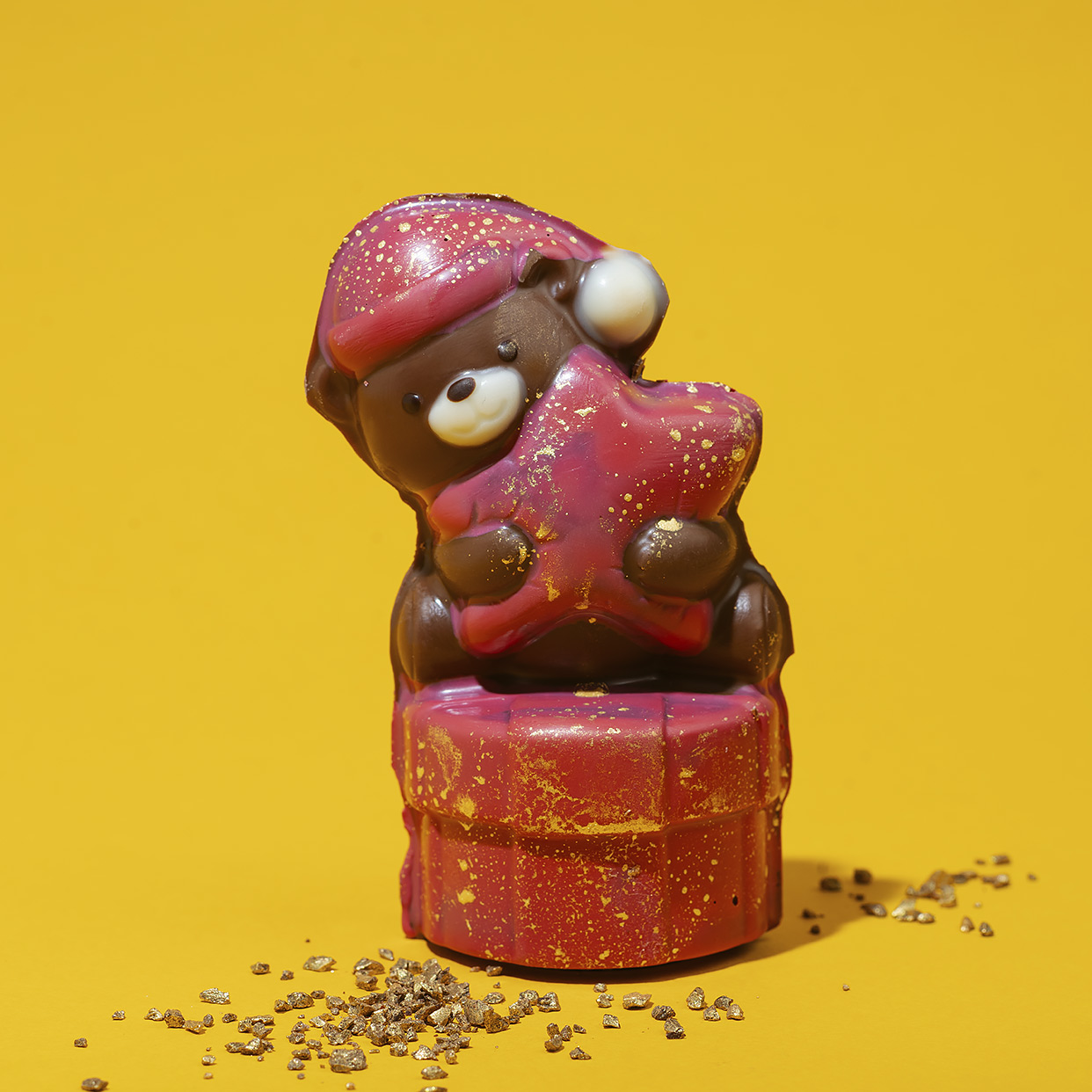 Шоколадная фигурка «Мишка со звездой                                  »