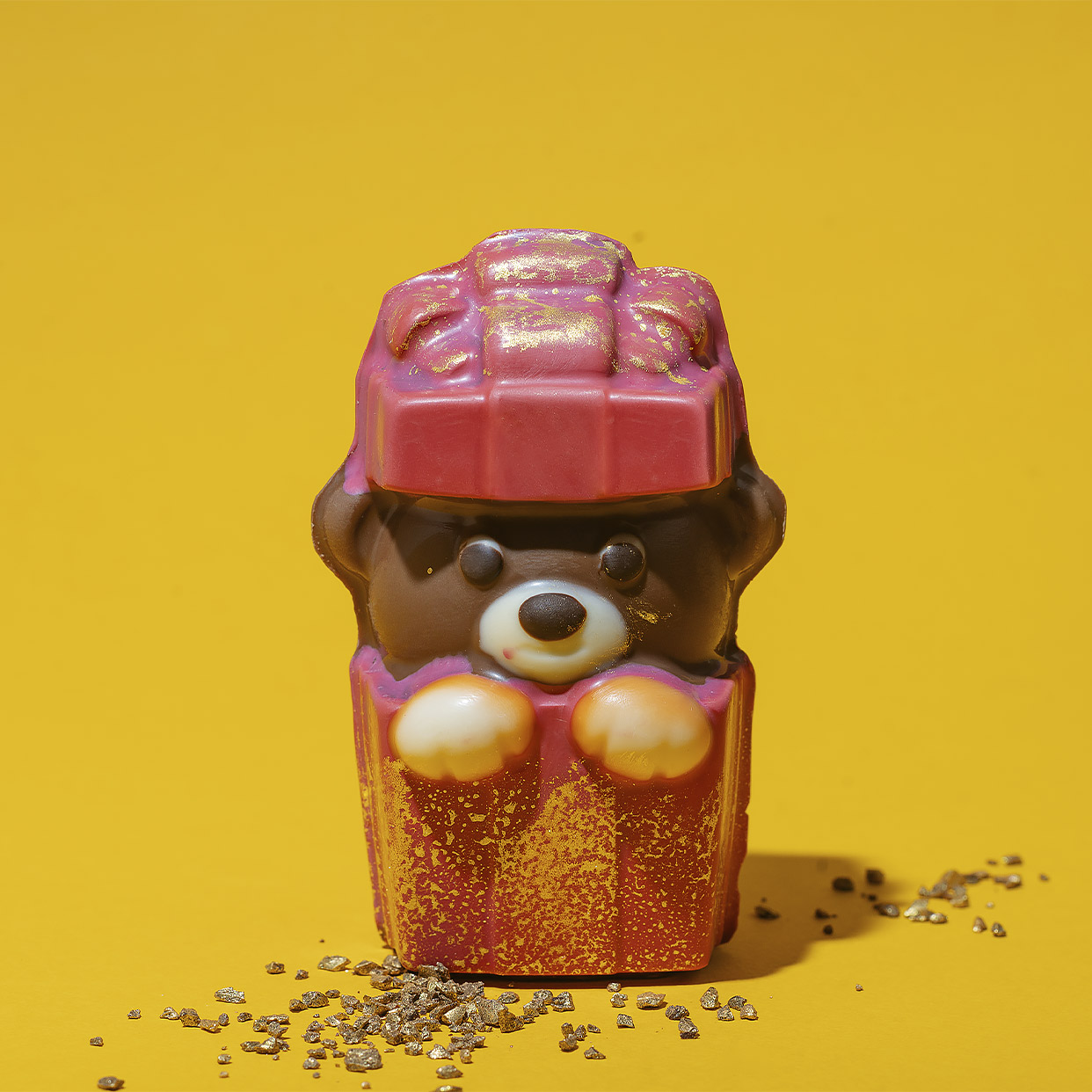 Шоколадная фигурка «Мишка в шкатулке                                  »